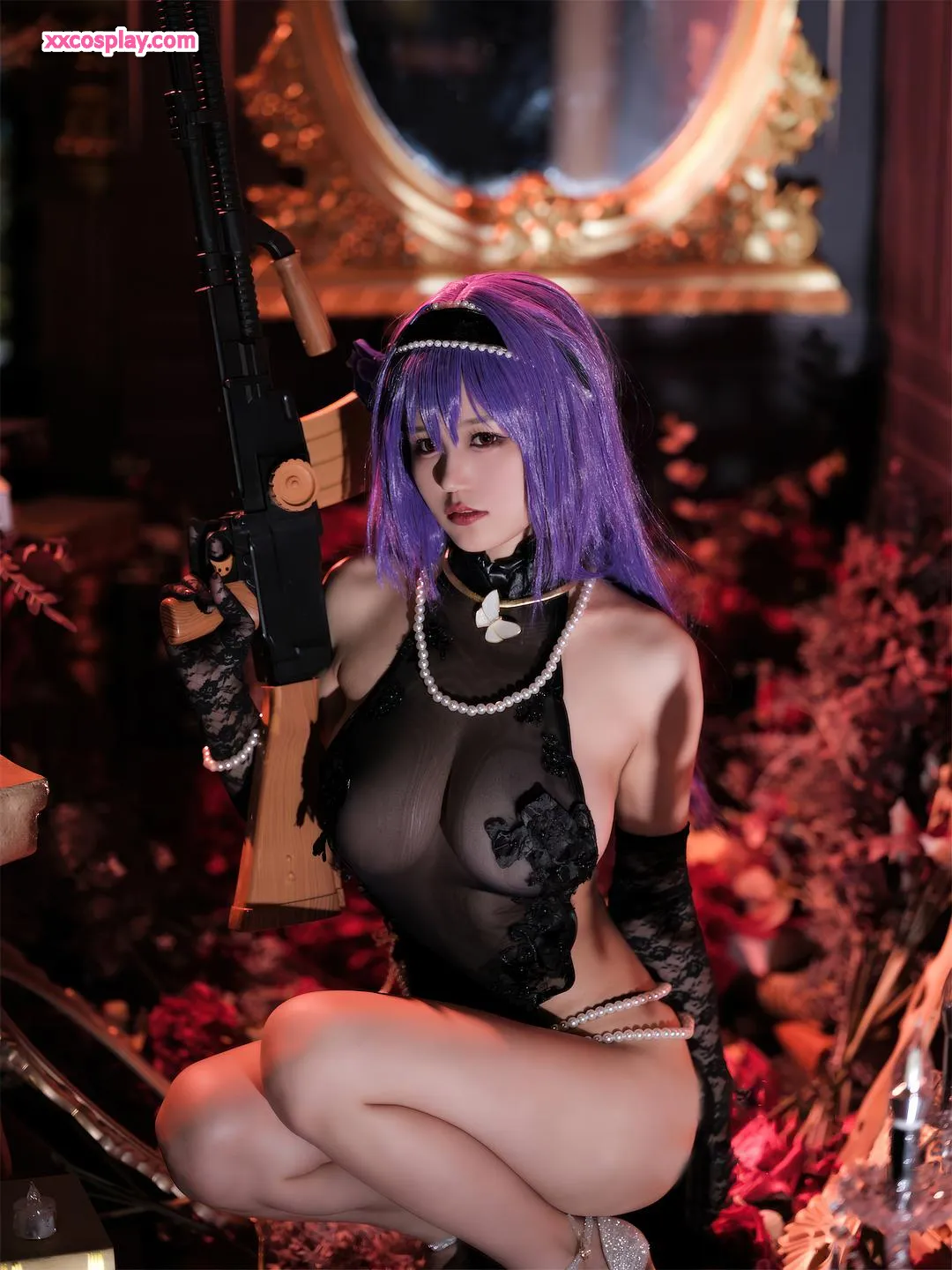 Ogura Chiyo hóa thân ZB26: Cánh Hoa Hồng Tối Đung Đưa